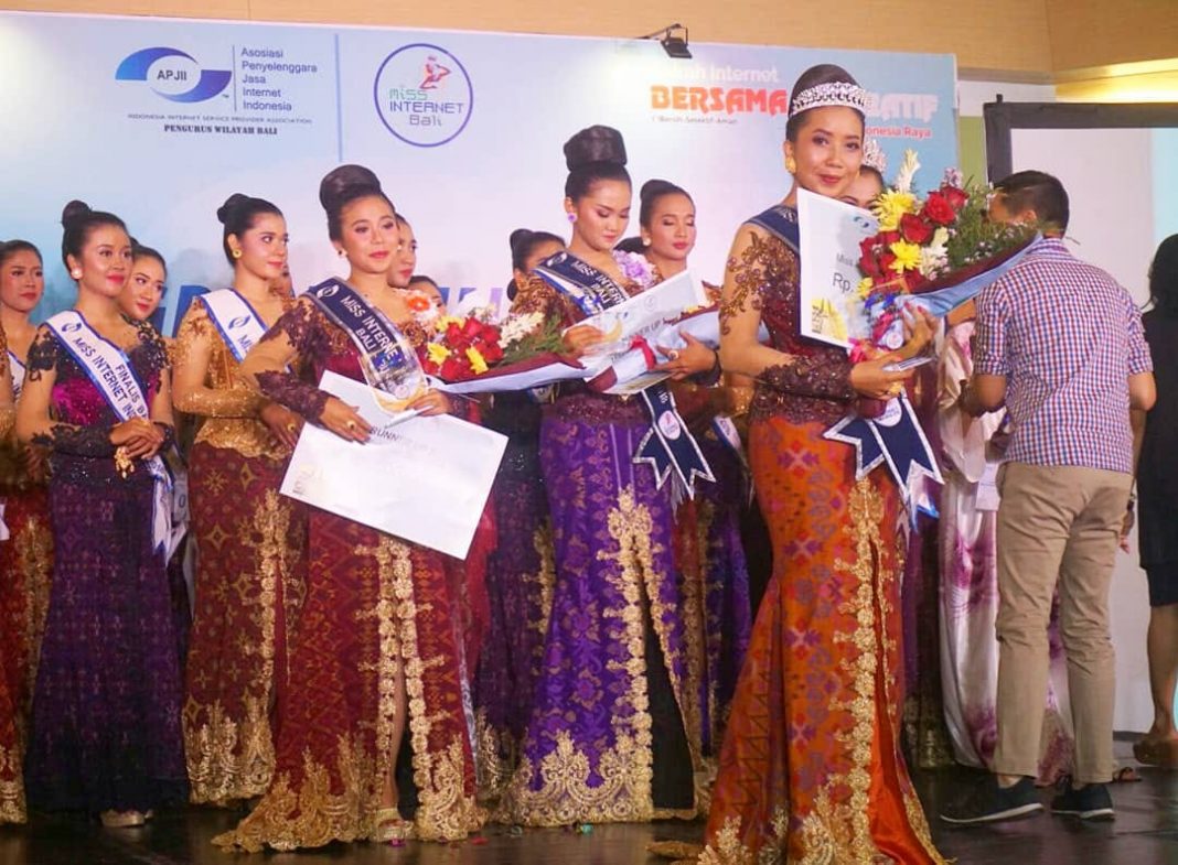 Miss Internet Bali 2018 by APJII Bali at Park 23 Mall.