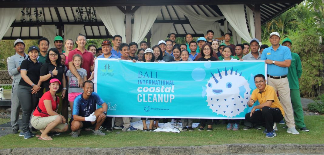 Melia Bali team participated on International Coastal Cleanup 2018.