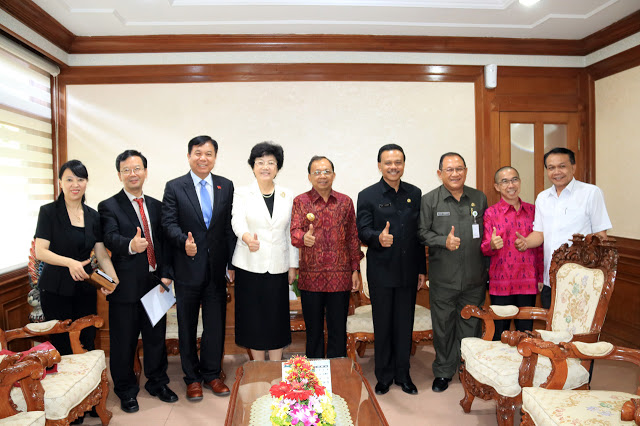 Bali Governor received the visit of Y.M. Li Bin, Deputy of the Parliament of the People's Republic of China.