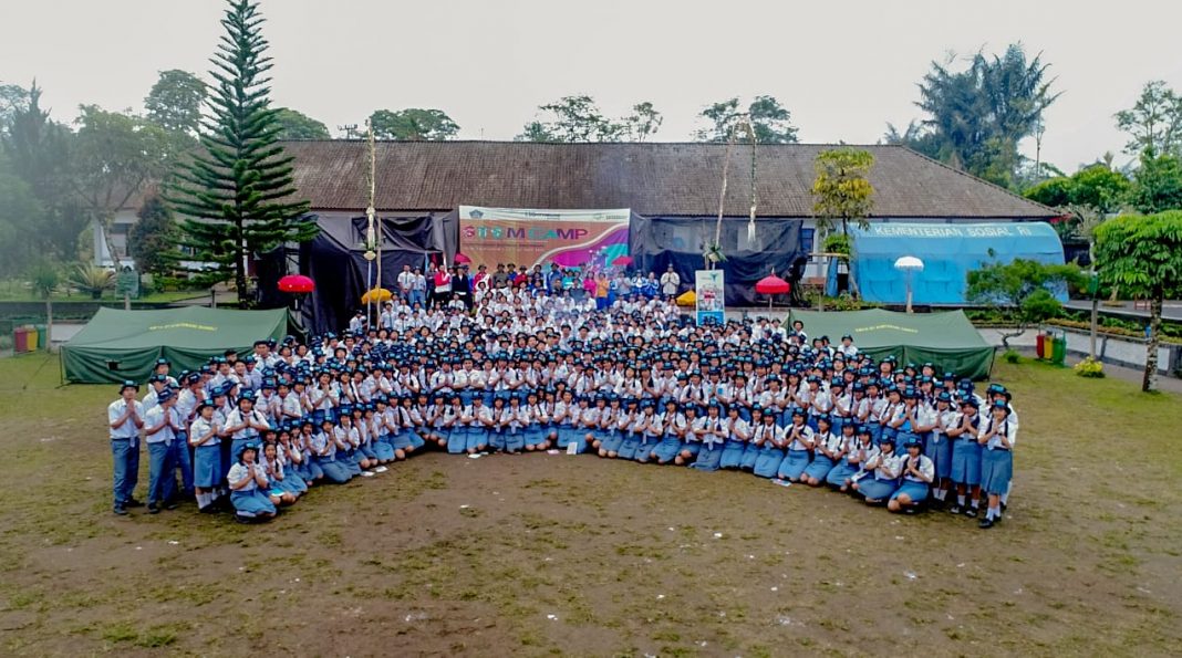 Hudreds of Students in Kintamani Follow STEM CAMP to Develop Character and Skills