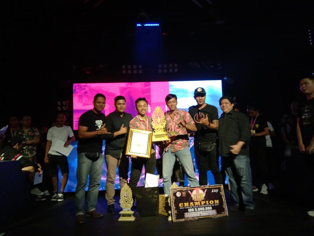 Winners of Bali Flair Tandem Competition 2019, at Lxxy, Kuta on Wednesday.