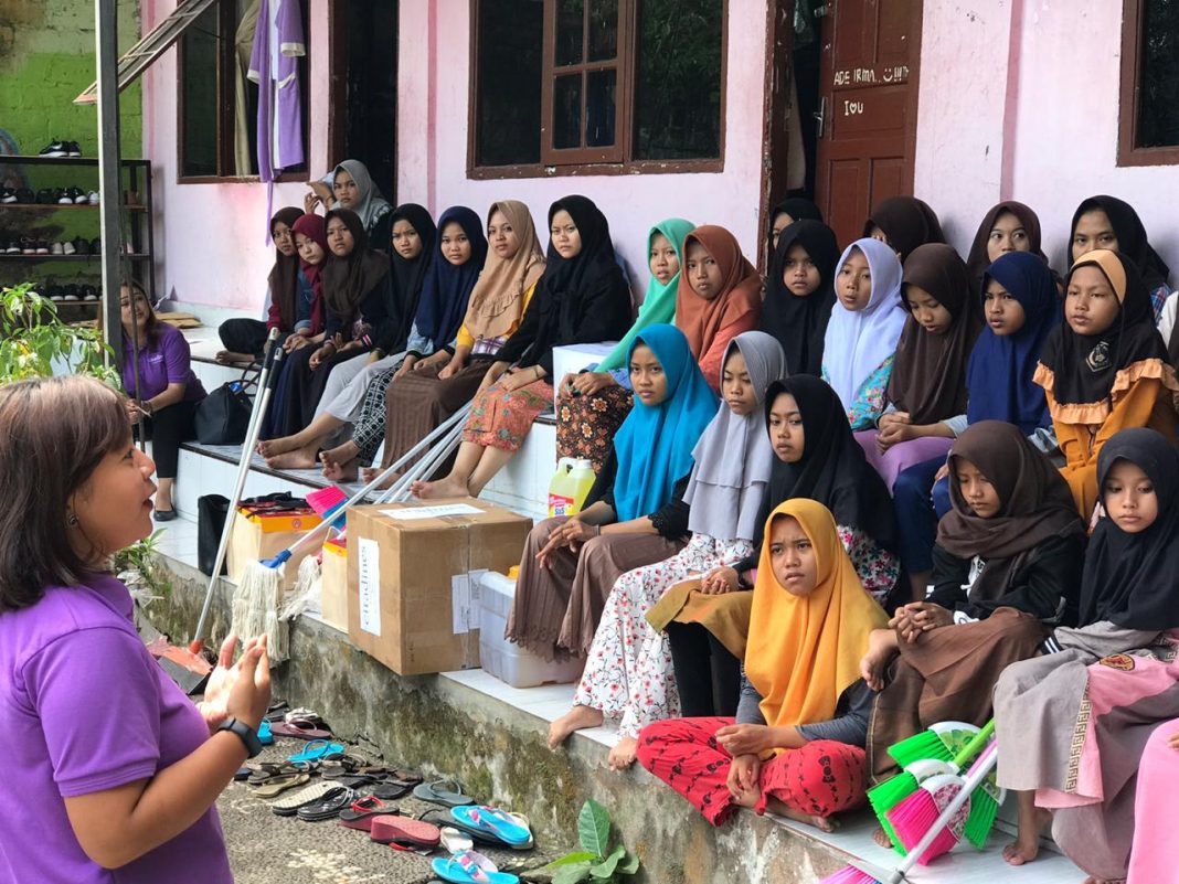 Citadines Kuta Beach Bali Holds CSR to Orphanage.