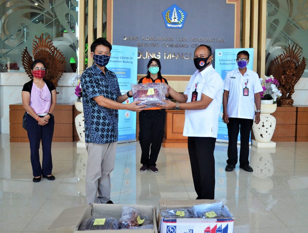 Hotel Nikko Bali donates reusable Mask to BNPB.