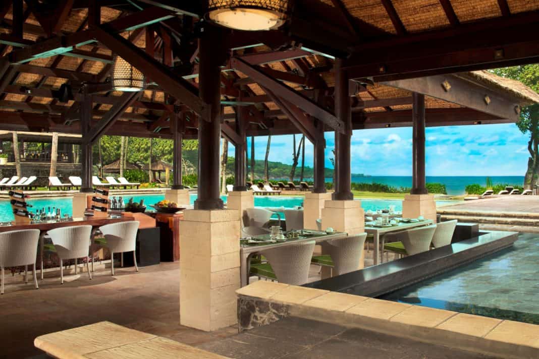 Jimbaran Gardens Unveils Its Exhilarating Sunday Pool Brunch at InterContinental Bali Resort