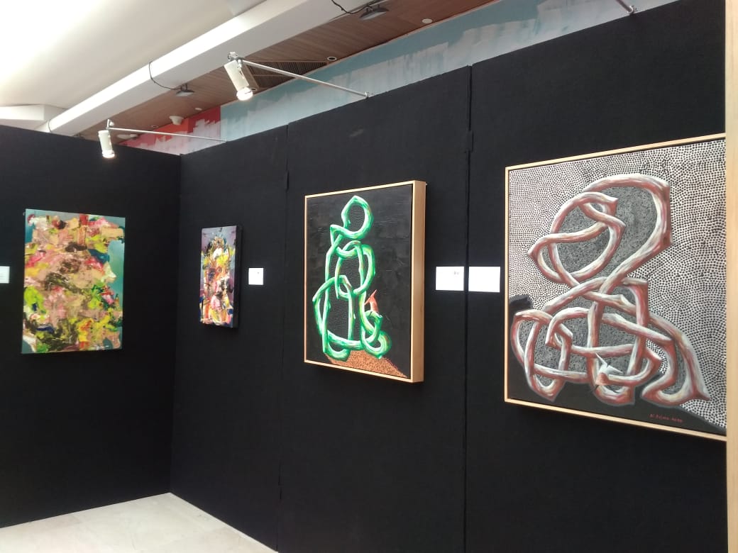 Painting exhibition at Seminyak Village, Kuta, on January 20 to February 21.