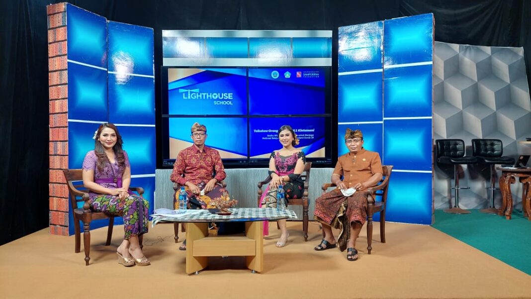 Talk show live on TV for parent held by SMAN 1 Kintamani
