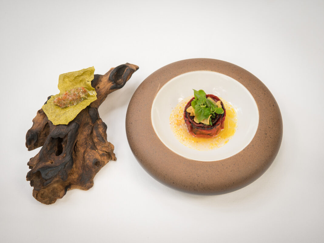 Mozaic Restaurant Ubud to Host UWRF in a Unique Night of Poetry, Music, and Fine Dining