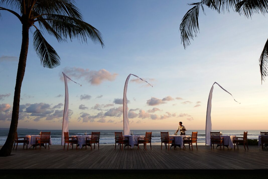Breeze at The Samaya Seminyak Presents “Symphony Wine Dinner”