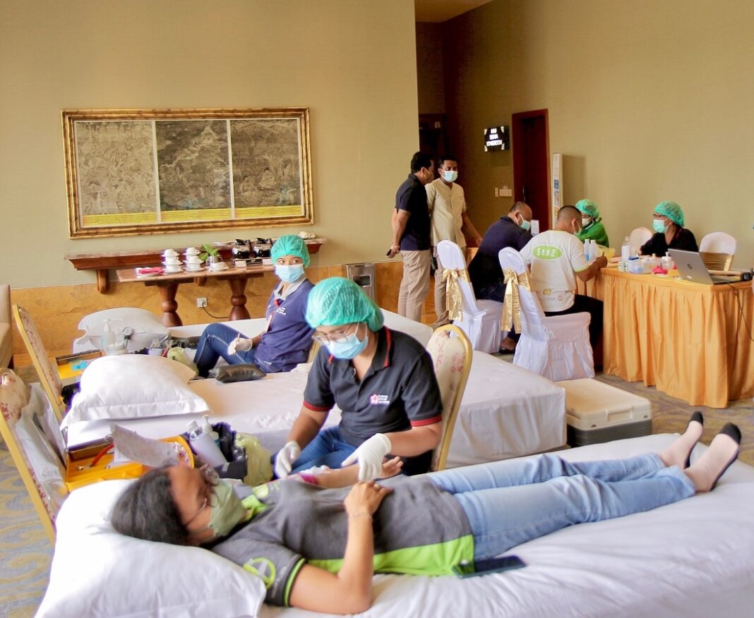 SenS Hotel & Spa + Conference Ubud Town Centre held a blood donation
