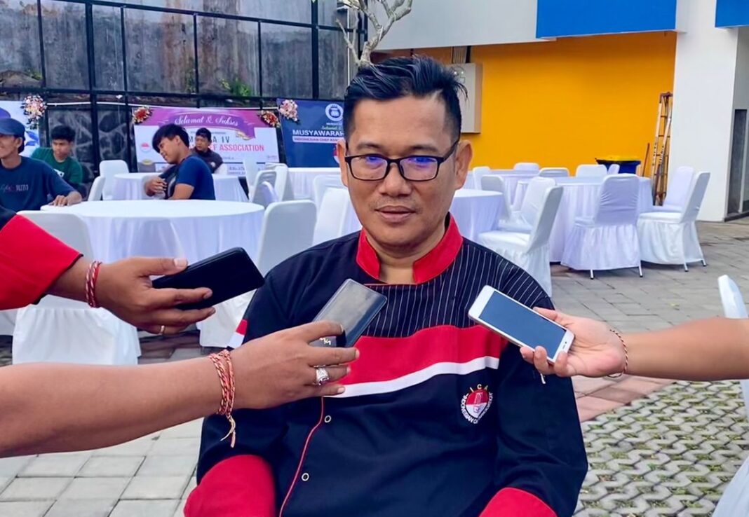 Chef Hendra Mahena Re-elected as Chair of Bali’s Indonesian Chef Association