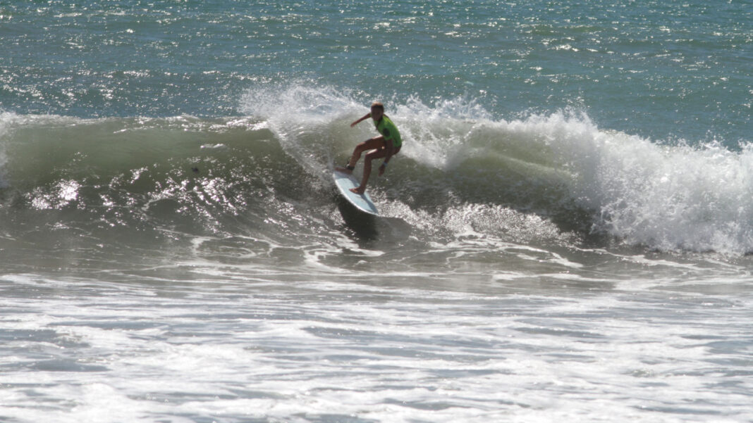 Westen Hirst and Kayla Tani Win 2022 Rip Curl GromSearch at Halfway Kuta Beach