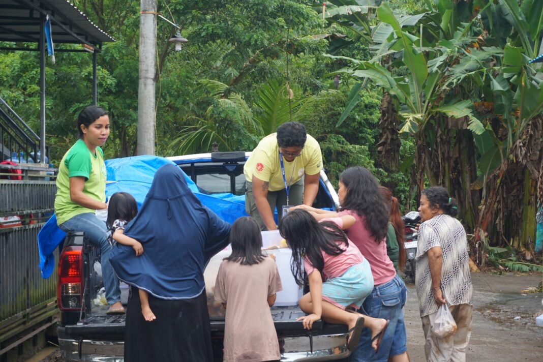 Scholars Of Sustenance’s Quick Assistance in Helping Flood Victims in Tabanan