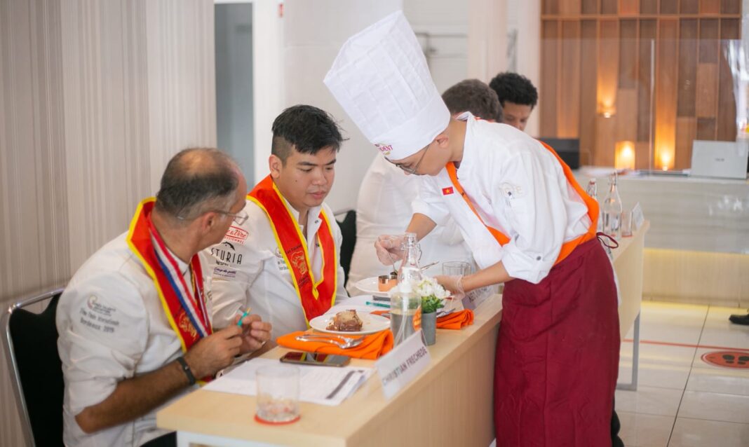 Elizabeth International Hosts the Escoffier’s Young Chefs and Waiters Competition