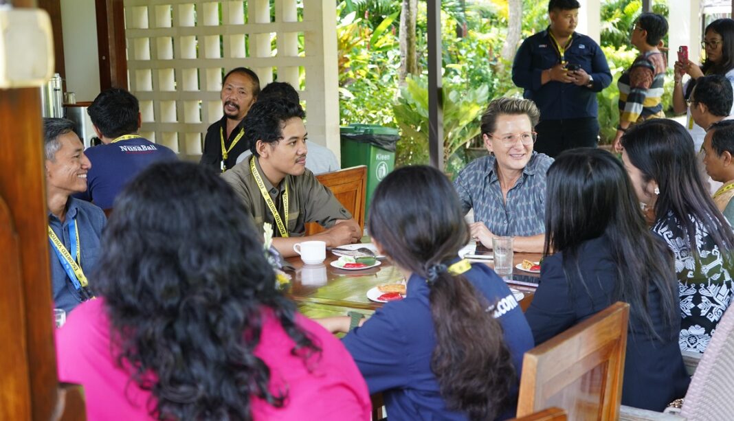 Australian Consulate-General in Bali Holds Gathering with Media on World Press Freedom Day