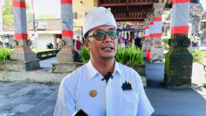 Putu Toni Wirawan, Assistant Operational Manager of Tanah Lot Bali