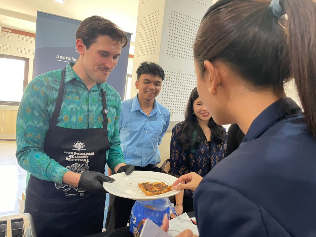 Australia Showcases Educational Opportunities at the 2025 Udayana University International Education and Culture Festival