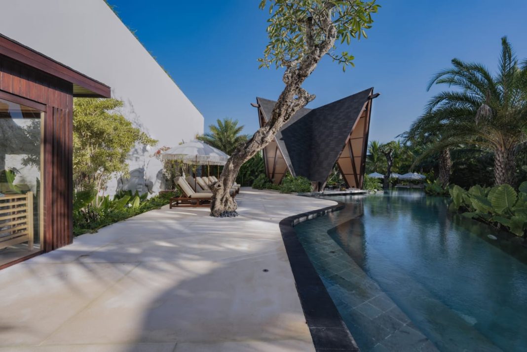 Nuju Uluwatu
